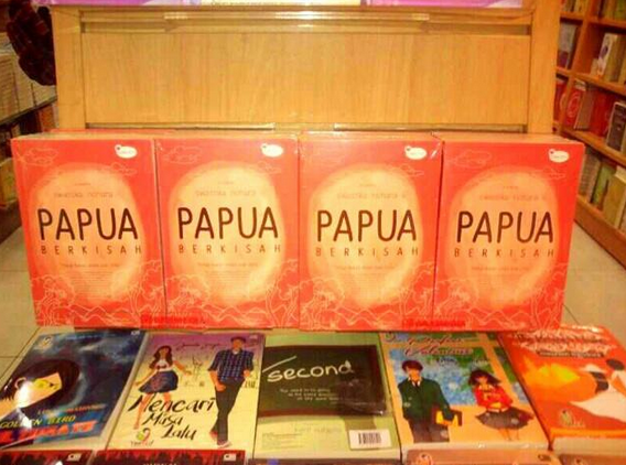 foto Papua Berkisah di toko